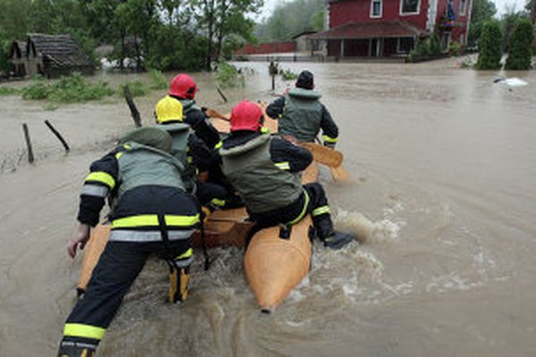 1400218992_1007893695