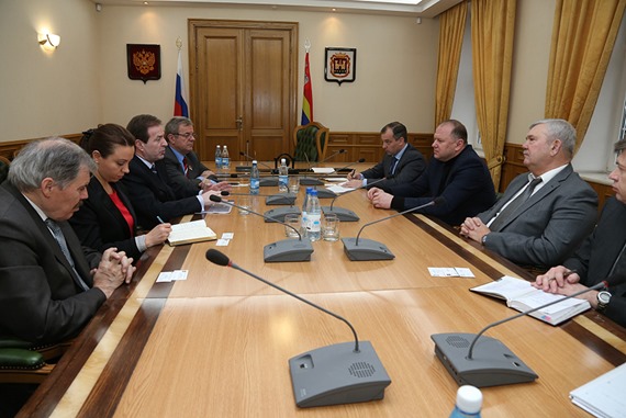 2009079090239054290305_thumb1