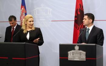 Tan2015-2-5_123617365_3